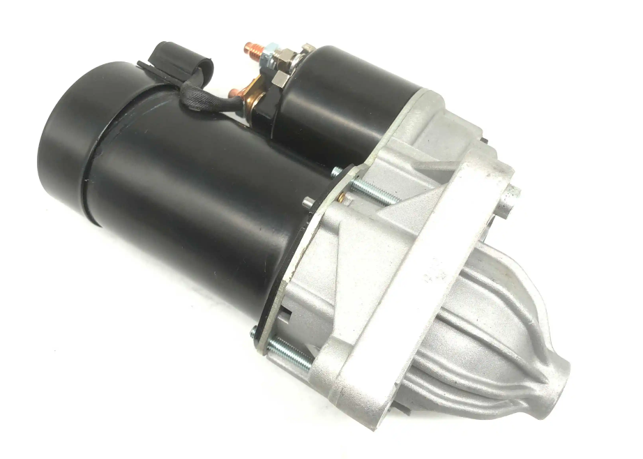 Conas a dhéantar na páirteanna feithicleacha go léir a chomhtháthú le chéile?